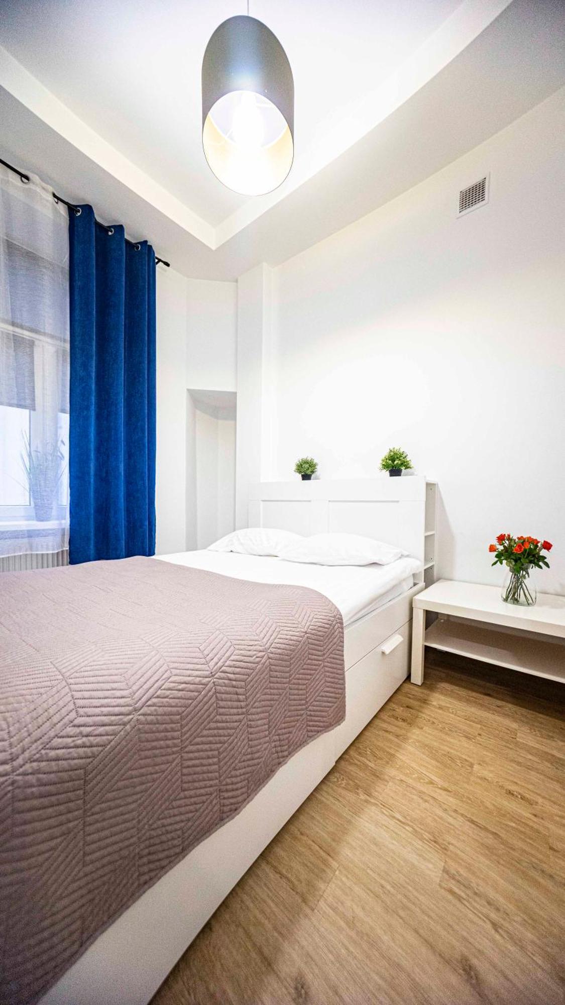 Spacious With 3 Meter Ceilings, Powisle, The Old Town Apartamento Varsovia