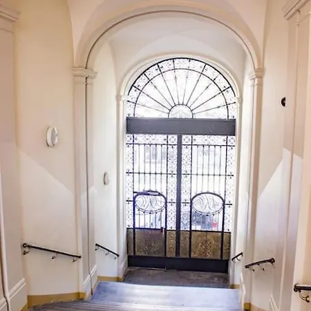 Spacious Apartment With 3 Meter Ceilings, Powisle, The Old Town Warszawa Zewnętrze zdjęcie